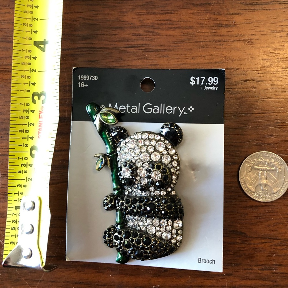 Brooch - Picture 2 of 7
